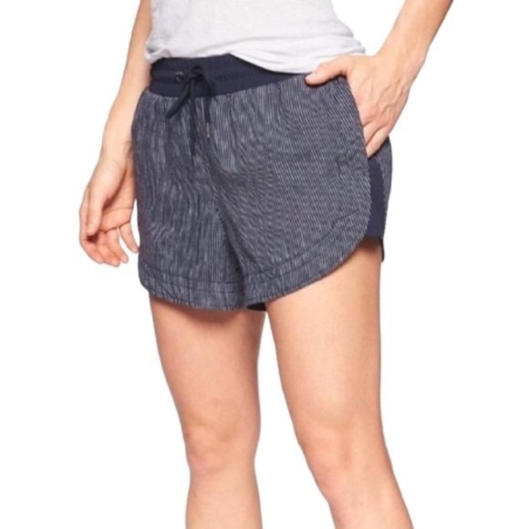 Athleta Women's Beachside Bali Linen Shorts Navy Blue Stripe Size 4 NEW